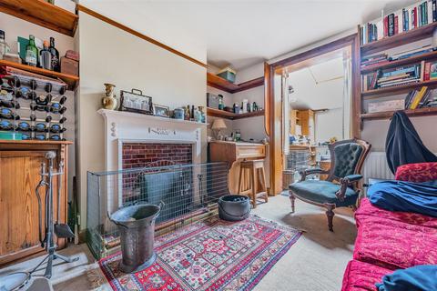 26 Cutcliffe Grove, Bedford, MK40 4DB