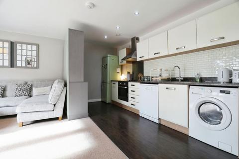 2 bedroom apartment for sale, Masters Mews, College Court, York, North Yorkshire