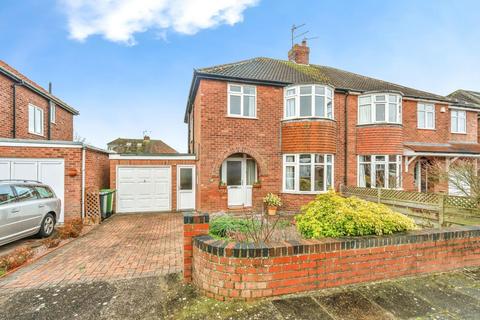 10 Dringthorpe Road, York, YO24 1NF