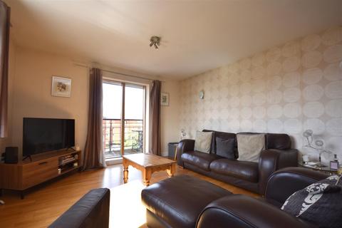 2 bedroom apartment to rent, 167 Henke Court, Schooner Way, Atlantic Wharf, Cardiff, CF10 4EL