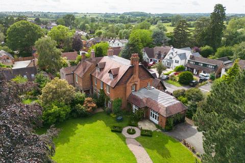 Little Watchbury, 12 High Street, Barford, Warwick, CV35 8BU