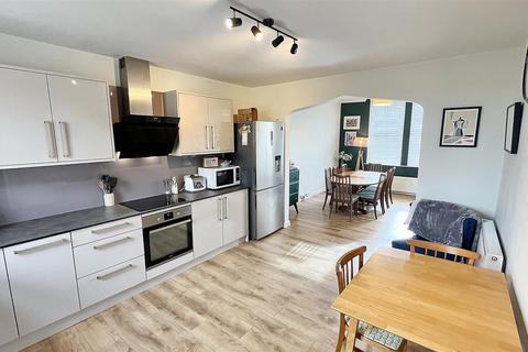 5a Chestnut Road, Birmingham, B13 9AJ