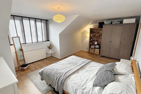 5a Chestnut Road, Birmingham, B13 9AJ