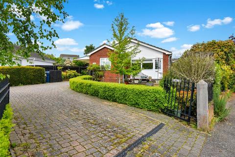 3 bedroom detached bungalow for sale, Churchill Drive, Sudbury