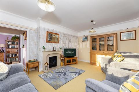 3 bedroom detached bungalow for sale, Churchill Drive, Sudbury