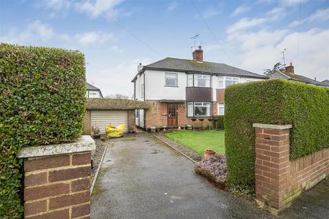 3 bedroom semi-detached house for sale - Chiltern Road, Caversham, Reading