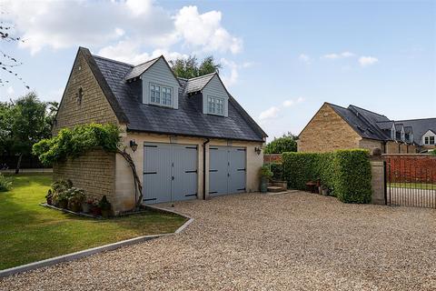 4 bedroom semi-detached house for sale, Longleaze Lane, Melksham