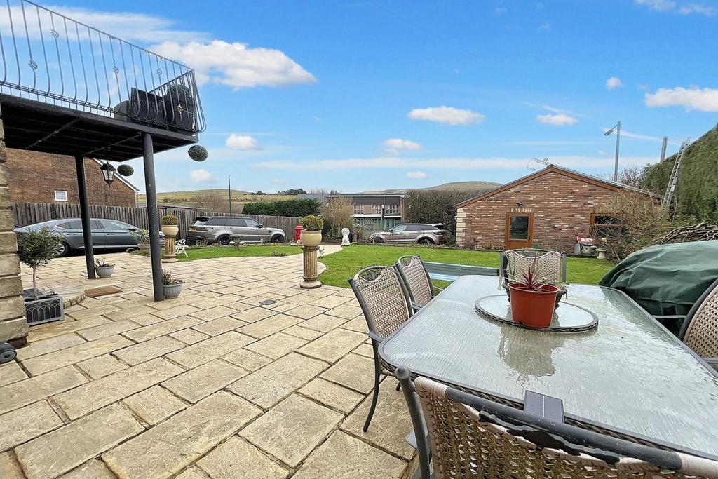 Old Blaenavon Road, Brynmawr, Ebbw Vale, NP23 6 bed detached house for