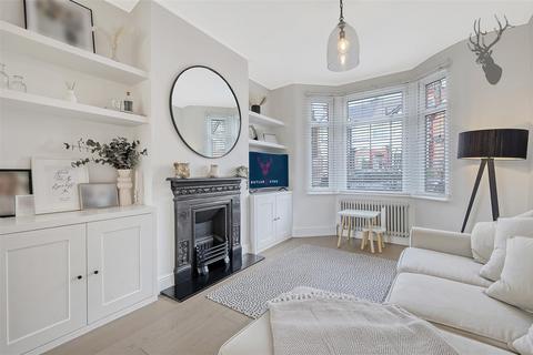 18 Pretoria Road, Chingford, London, E4 7HA
