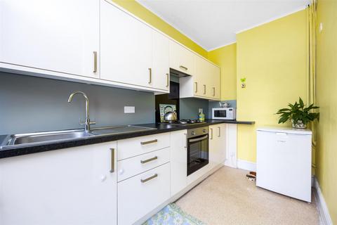 3 bedroom terraced house for sale, Vale Road, Portslade