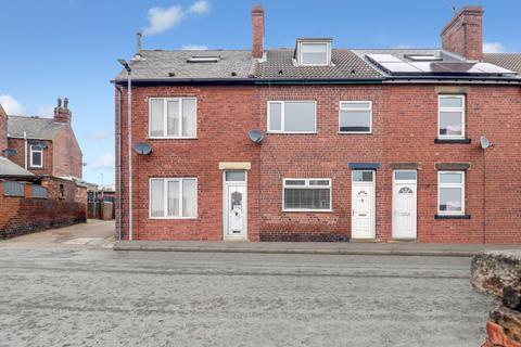 3 bedroom terraced house for sale, Gillann Street, Knottingley, West Yorkshire, WF11
