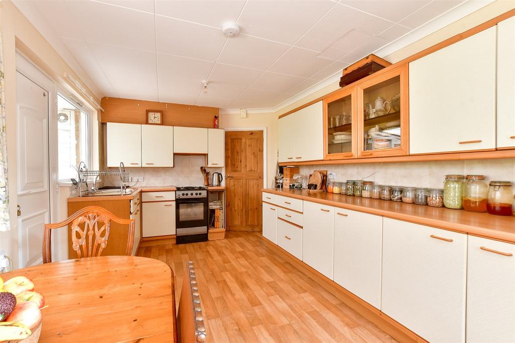Orchard Road, Shanklin, Isle of Wight 2 bed detached bungalow for sale