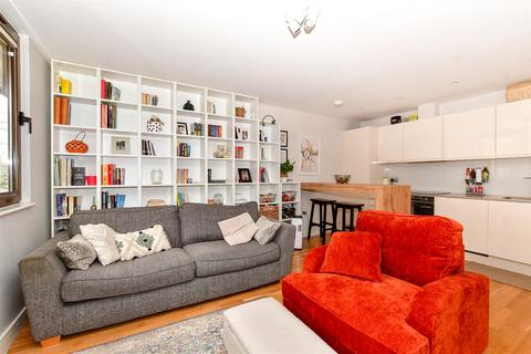 2 bedroom apartment for sale, Carshalton Road, Sutton, Surrey