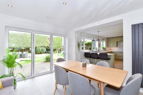 7 Billings Hill Shaw, Hartley, Longfield, DA3 8EU