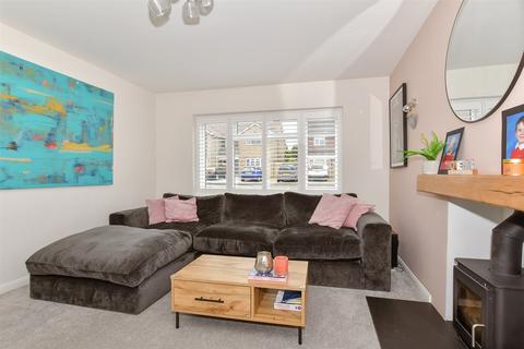 7 Billings Hill Shaw, Hartley, Longfield, DA3 8EU