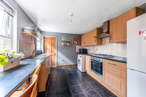 19 Lind Street, London, SE8 4JE