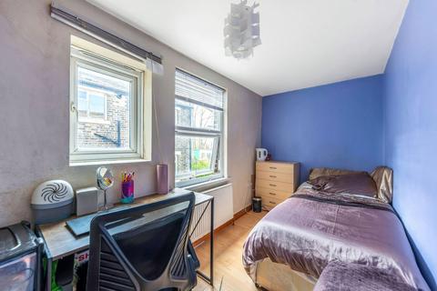 19 Lind Street, London, SE8 4JE