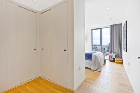 3 bedroom flat to rent, York Way, London, N1