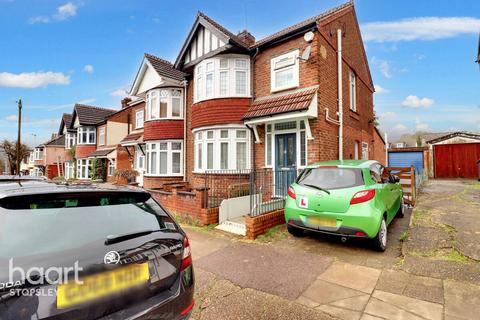 4 bedroom semi-detached house for sale, Talbot Road, Luton