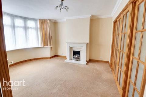 4 bedroom semi-detached house for sale, Talbot Road, Luton