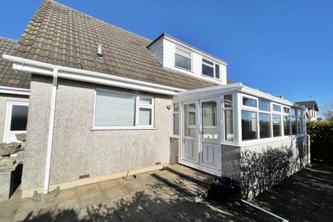 2 bedroom bungalow for sale, 62 Lhon Vane Close, Onchan, IM3 3BA