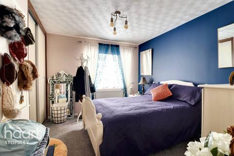 58 Claverley Green, Luton, LU2 8TA