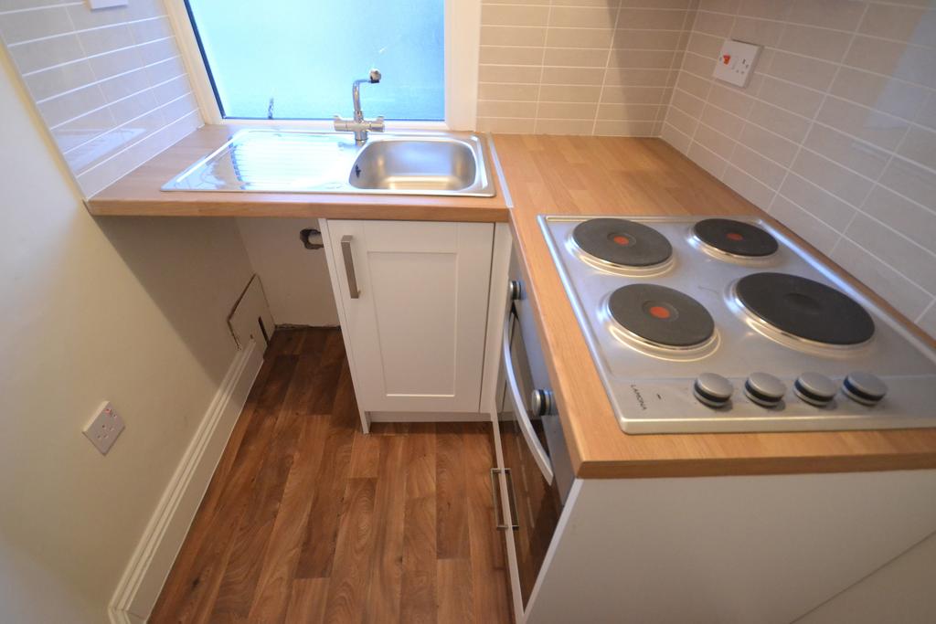 Apartment in Brighton - View 3