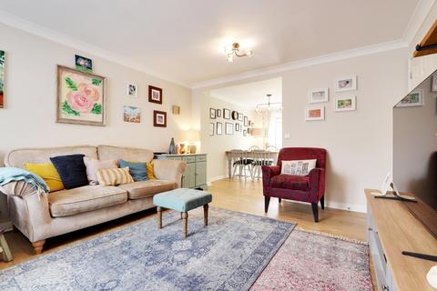 20 Burgate Crescent, Sherfield On Loddon, Hook, RG27 0SP