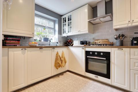 20 Burgate Crescent, Sherfield On Loddon, Hook, RG27 0SP