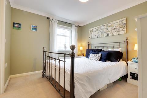20 Burgate Crescent, Sherfield On Loddon, Hook, RG27 0SP