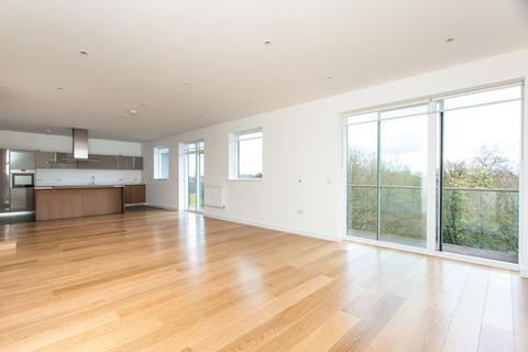 3 bedroom penthouse to rent - Sotherby Court, London E2