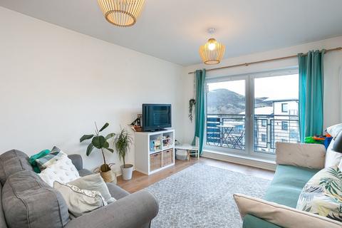 2 bedroom flat for sale, Drybrough Crescent, Peffermill, Edinburgh, EH16