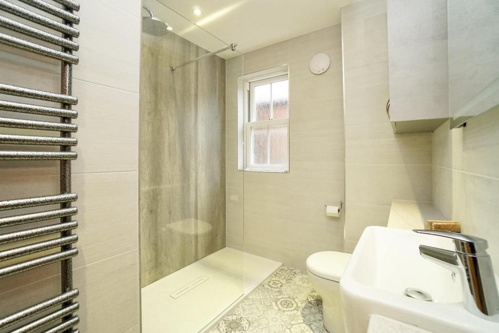 Ensuite Shower Room