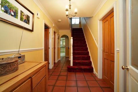 Hawthorne House Paddock Close, Huby, York, YO61 1YG