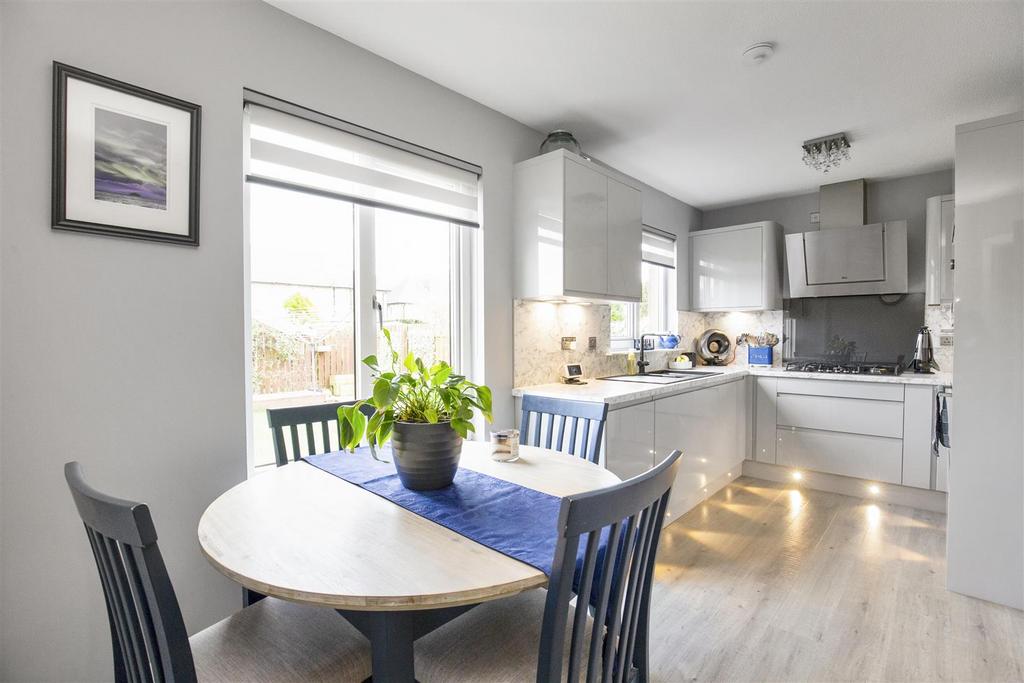 15 Goulden Place 10.jpg