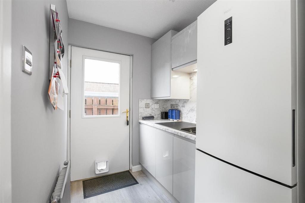 15 Goulden Place 15.jpg