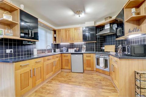 3 bedroom detached house for sale - Deepdale Drive, Consett, County Durham, DH8