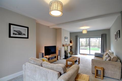 4 bedroom detached house for sale - Green Lane, Spennymoor, County Durham, DL16