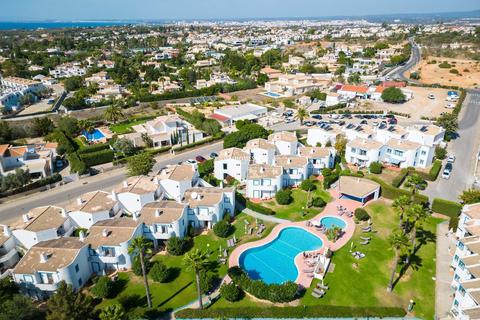 1 bedroom apartment, Carvoeiro,  Algarve