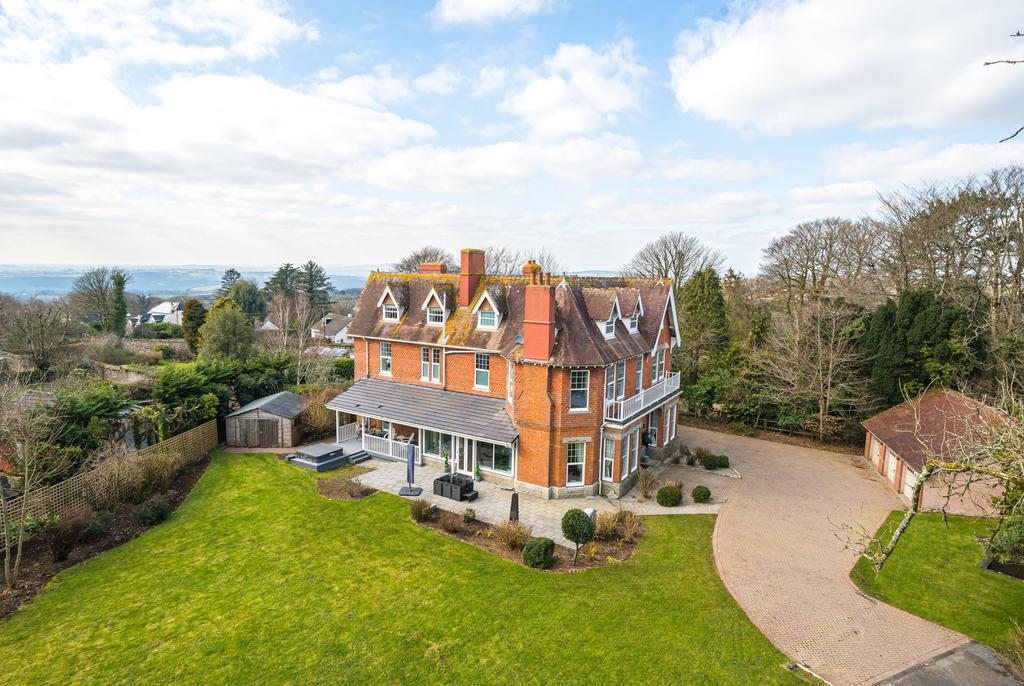 Golf Links Road, Yelverton, Devon, PL20 8 bed detached house for sale £1,350,000