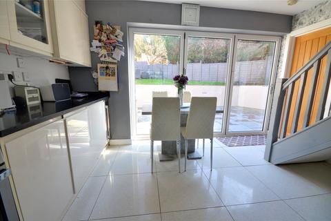 34 Alders View Drive, East Grinstead, RH19 2DN
