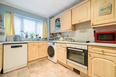 15 Regent Square, Belvedere, DA17 6EP