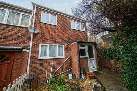 15 Regent Square, Belvedere, DA17 6EP