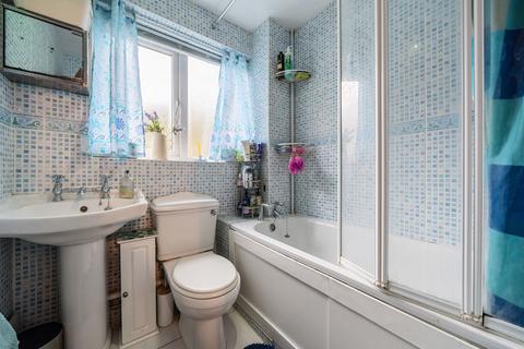 15 Regent Square, Belvedere, DA17 6EP