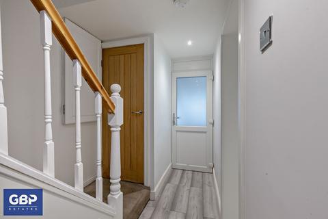 32 Harebell Way, Romford, RM3 8AS