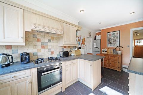 4 bedroom semi-detached house for sale, Lyndon Road, Solihull, B92