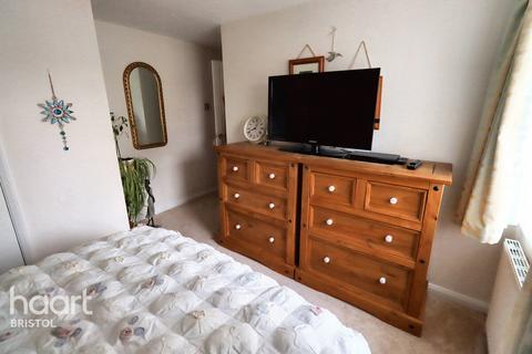 40 Briscoes Avenue, Bristol, BS13 0LF