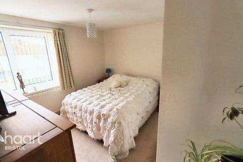 40 Briscoes Avenue, Bristol, BS13 0LF