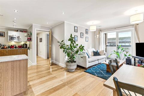 2 bedroom apartment to rent - Chatfield Road, London, SW11