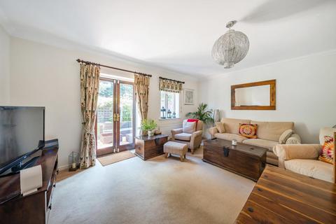 8 Forge Mews, Croydon, CR0 5AY